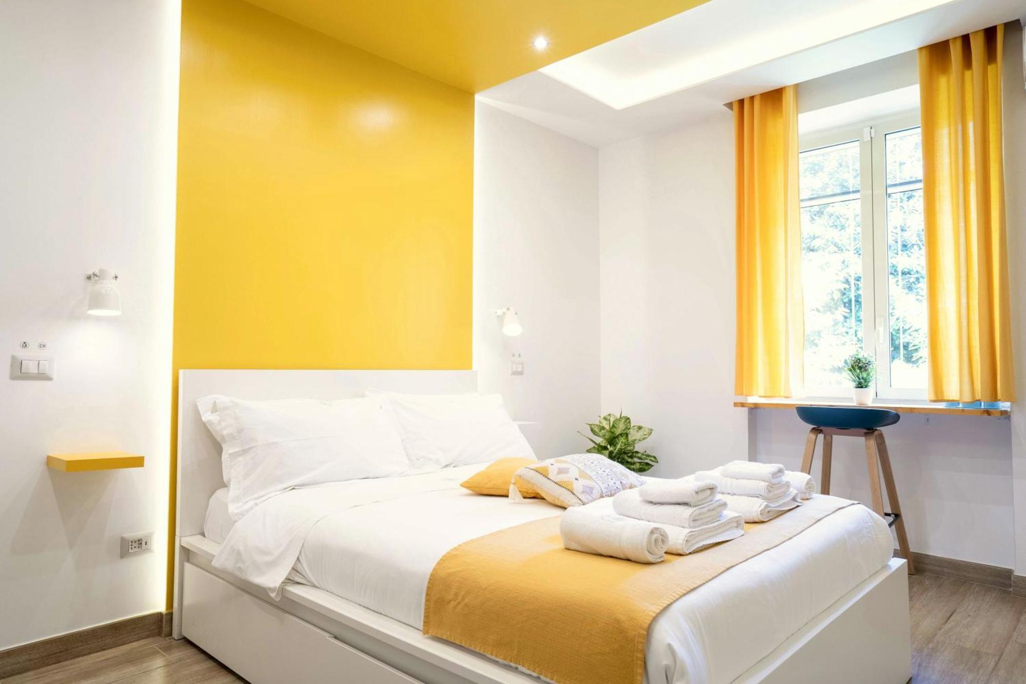 Vacuna Pleasant Rooms Napoli Bagian luar foto