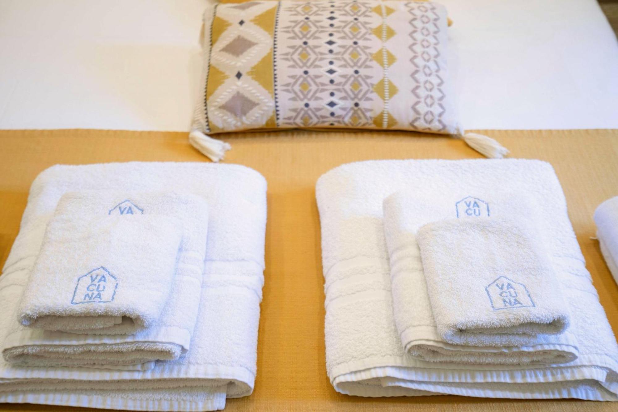 Vacuna Pleasant Rooms Napoli Bagian luar foto